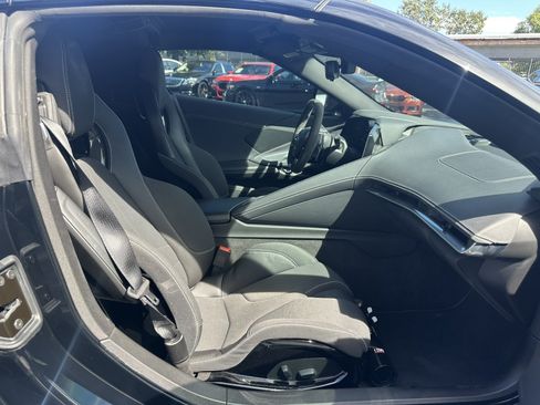 Used 2025 Chevrolet Corvette Z06 w/ Z07 Performance Package RWD image 19