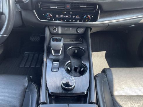 Used 2021 Nissan Rogue Platinum AWD/4WD image 11