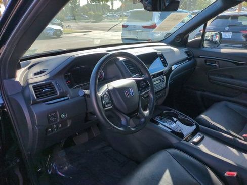 Used 2020 Honda Pilot Black Edition image 14