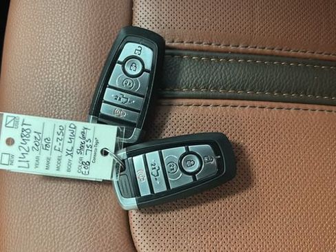 Used 2021 Ford F250 King Ranch w/ King Ranch Ultimate Package AWD/4WD image 20