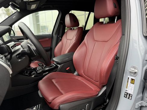 Used 2024 BMW X3 M40i w/ Premium Package image 11