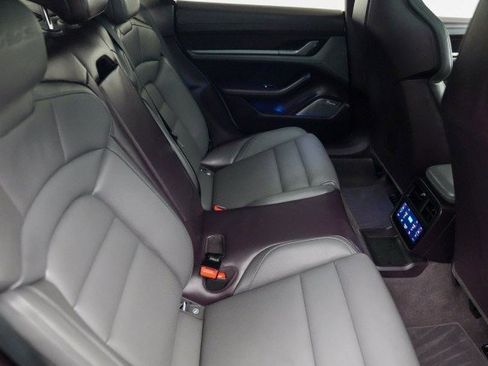 Used 2022 Porsche Taycan Turbo S image 19