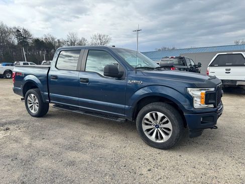 Used 2018 Ford F150 XL w/ Equipment Group 101A Mid AWD/4WD image 10