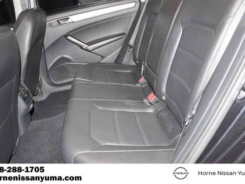 Used 2019 Volkswagen Passat 2.0T Wolfsburg w/ Wheels & Sunroof Package image 5