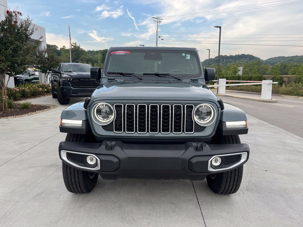 Used 2026 Jeep Wrangler Unlimited Sahara AWD/4WD image 31