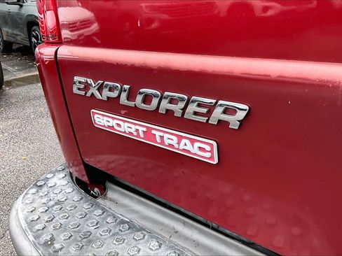 Used 2002 Ford Explorer Sport Trac 2WD image 9