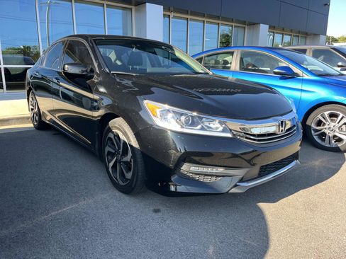 Used 2016 Honda Accord EX-L image 1