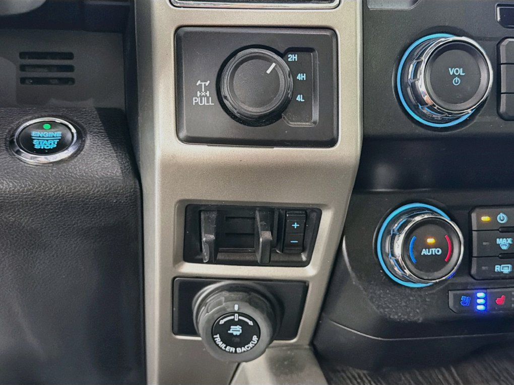Used 2020 Ford F250 Lariat w/ Tremor Off-Road Package AWD/4WD image 21