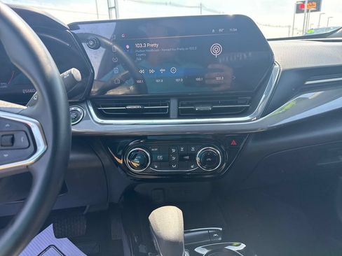 Used 2024 Chevrolet Trax ACTIV FWD image 20