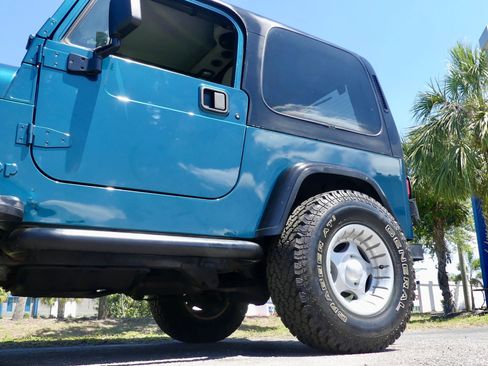 Used 1995 Jeep Wrangler Rio Grande AWD/4WD image 62