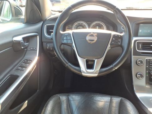 Used 2012 Volvo S60 T5 FWD image 5