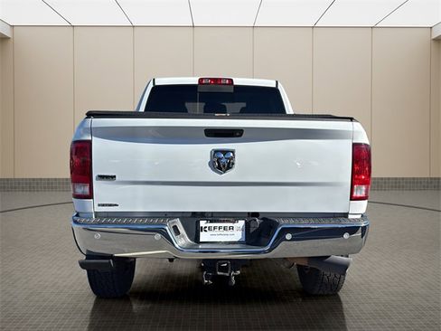 Used 2018 RAM 3500 SLT w/ Luxury Group image 4