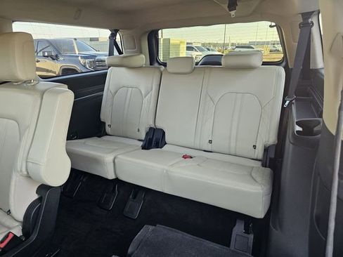 Used 2021 Ford Expedition Max Platinum image 17