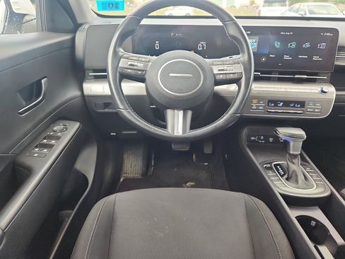 Used 2024 Hyundai Kona SEL AWD/4WD image 10