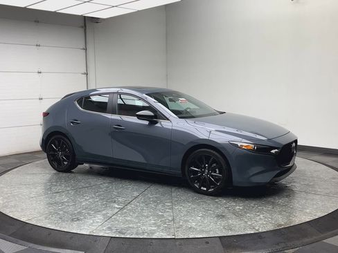 Used 2026 MAZDA MAZDA3 Carbon AWD/4WD image 36