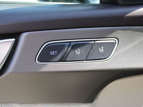Used 2020 Hyundai Palisade Limited FWD image 30