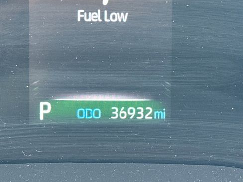 Used 2023 Toyota Sienna XLE image 27