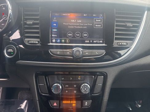 Used 2022 Buick Encore Preferred w/ Safety Package image 19