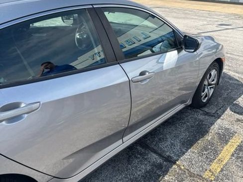 Used 2017 Honda Civic LX image 6