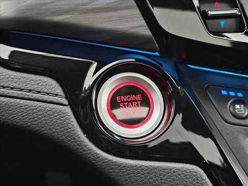 Used 2025 Honda Odyssey Elite image 24