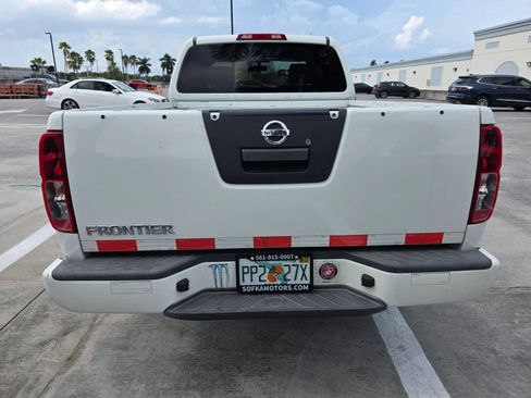 Used 2020 Nissan Frontier S RWD image 4