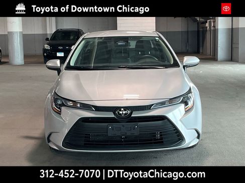 Used 2025 Toyota Corolla LE FWD image 3
