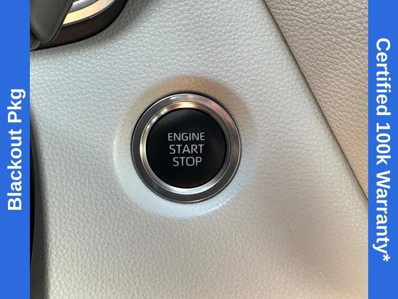 Used 2025 Toyota Corolla XSE FWD image 17