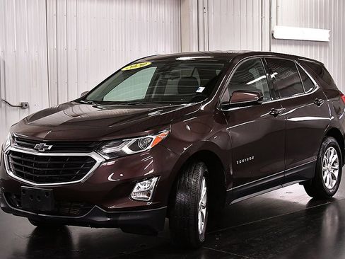 Used 2020 Chevrolet Equinox LT image 3