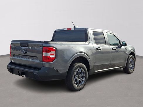 Certified 2025 Ford Maverick XLT FWD image 6