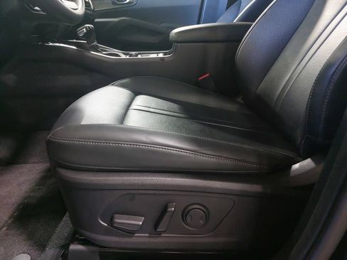 Used 2024 Kia Sorento S AWD/4WD image 30