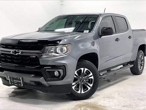 Used 2021 Chevrolet Colorado Z71 image 2