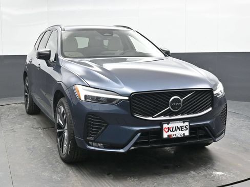 New 2026 Volvo XC60 B5 Plus w/ Climate Package AWD/4WD image 4
