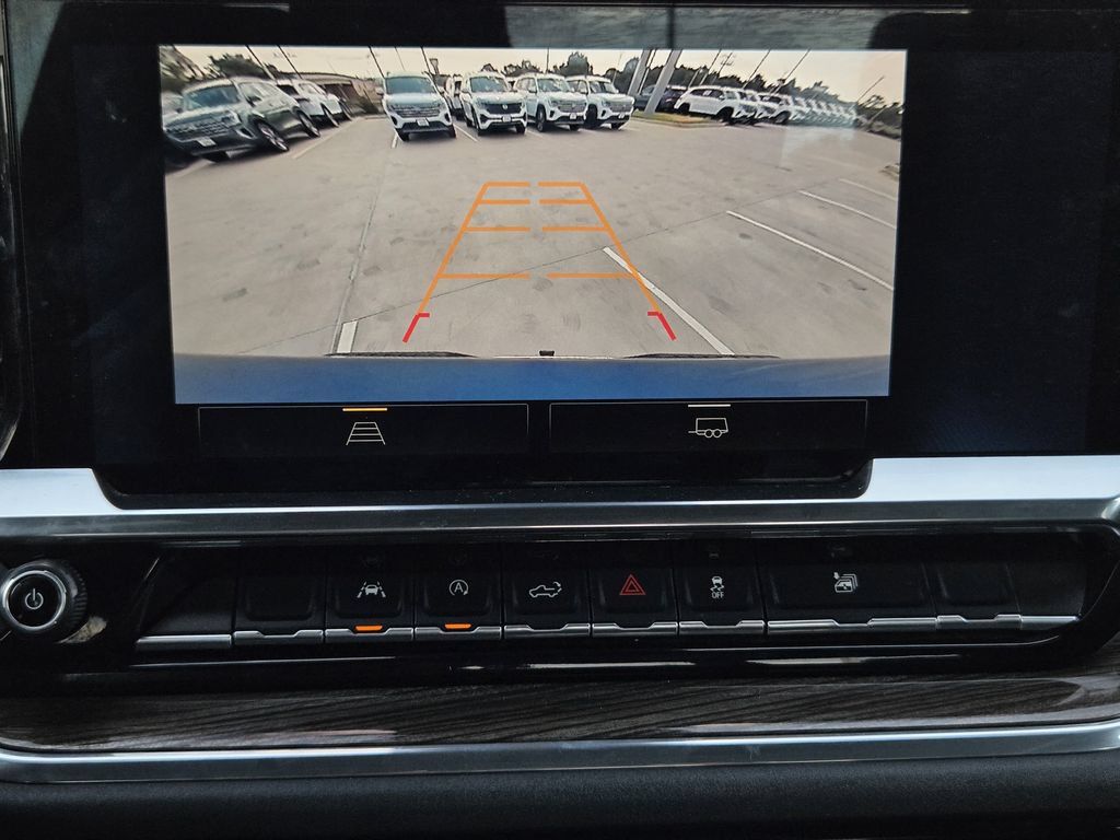Used 2024 Chevrolet Silverado 1500 LT RWD image 16