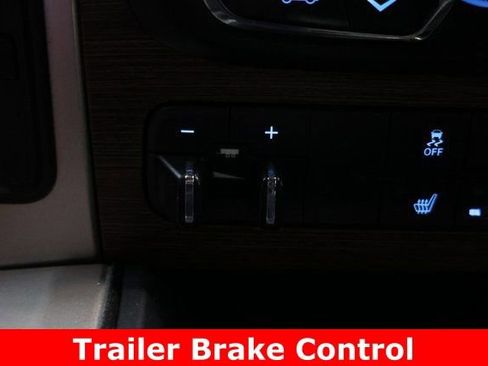 Used 2016 RAM 3500 Laramie w/ Convenience Group image 38