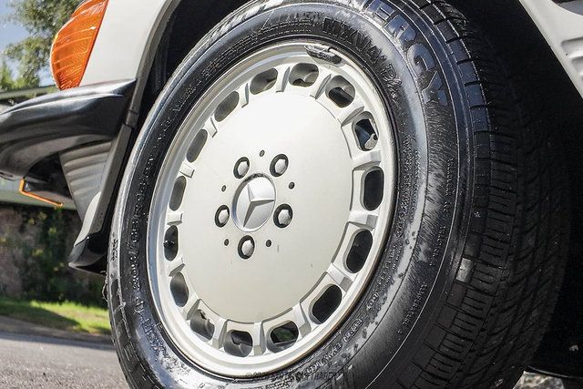Used 1988 Mercedes-Benz 560 SL image 37
