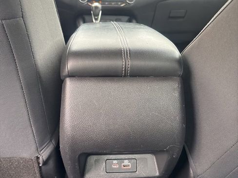 Used 2024 Nissan Altima 2.5 SV w/ SV Premium Package FWD image 18