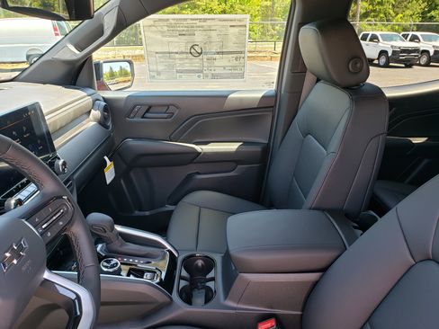 New 2026 Chevrolet Colorado Trail Boss AWD/4WD image 23
