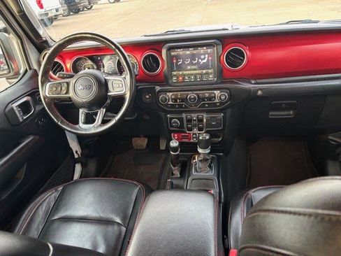 Used 2022 Jeep Gladiator Rubicon w/ Cold Weather Group image 12