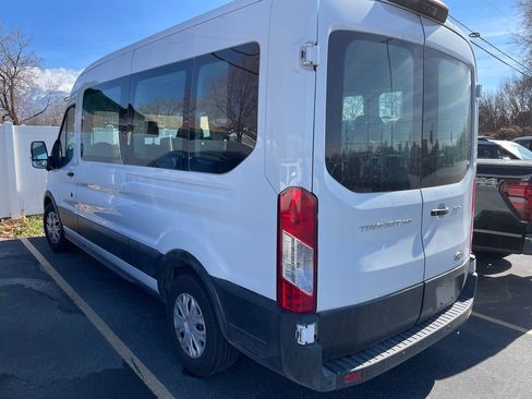 Used 2022 Ford Transit 350 XLT image 3