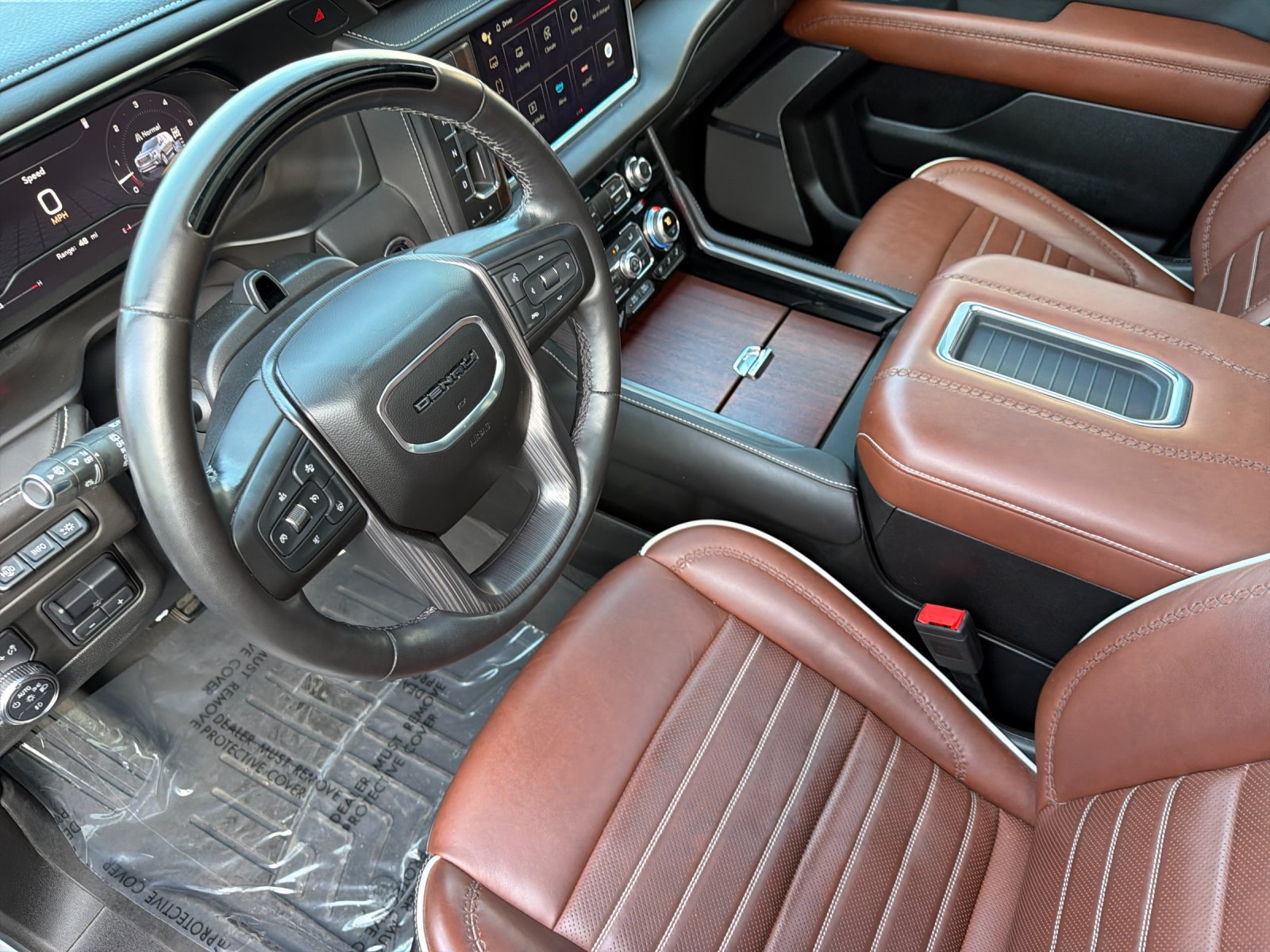 Used 2023 GMC Yukon XL Denali Ultimate AWD/4WD image 9