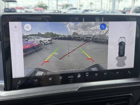 New 2026 Ford Bronco Sport Outer Banks AWD/4WD image 18