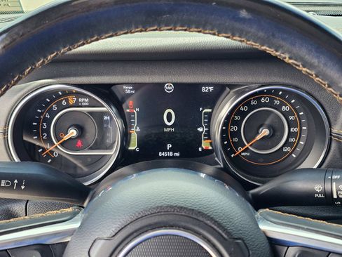 Used 2021 Jeep Gladiator Overland AWD/4WD image 23