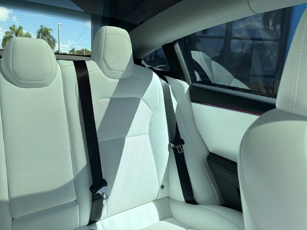 Used 2026 Tesla Model 3 RWD image 15