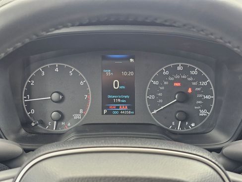 Used 2023 Toyota Corolla Cross LE w/ Moonroof Package image 23