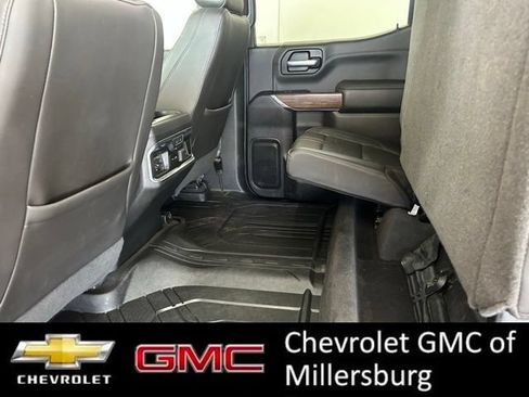Used 2019 Chevrolet Silverado 1500 High Country w/ Technology Package AWD/4WD image 24