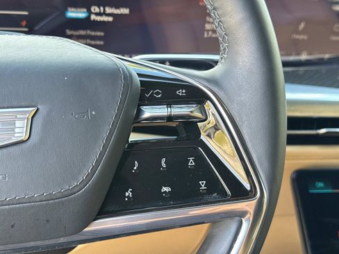 New 2025 Cadillac Escalade IQ Luxury 2 image 29