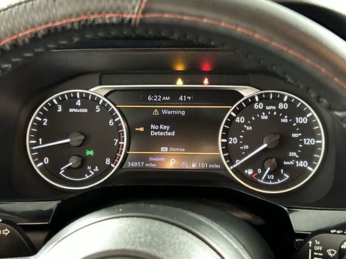 Used 2024 Nissan Pathfinder SV image 14