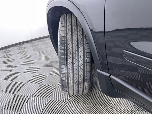 Used 2010 GMC Acadia SLT image 28