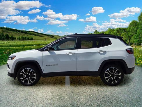 Certified 2024 Jeep Compass Limited AWD/4WD image 3