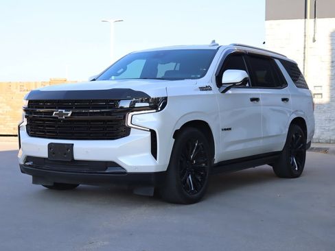 Used 2023 Chevrolet Tahoe High Country w/ LPO, Illumination Package RWD image 2